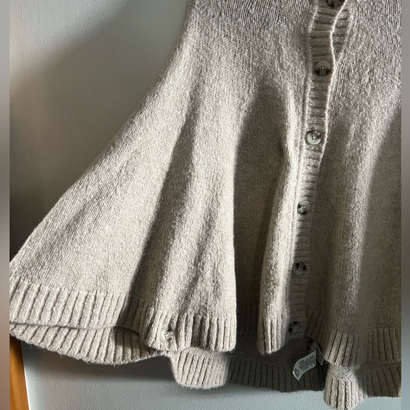 L.L. Bean Knitted Button Poncho/Cape - Picture 7 of 7